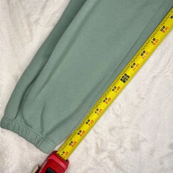 PINK Victoria's Secret Green Joggers - Picture 6 of 6